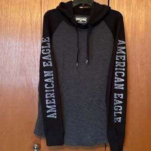 American Eagle long sleeve hoodie/polo